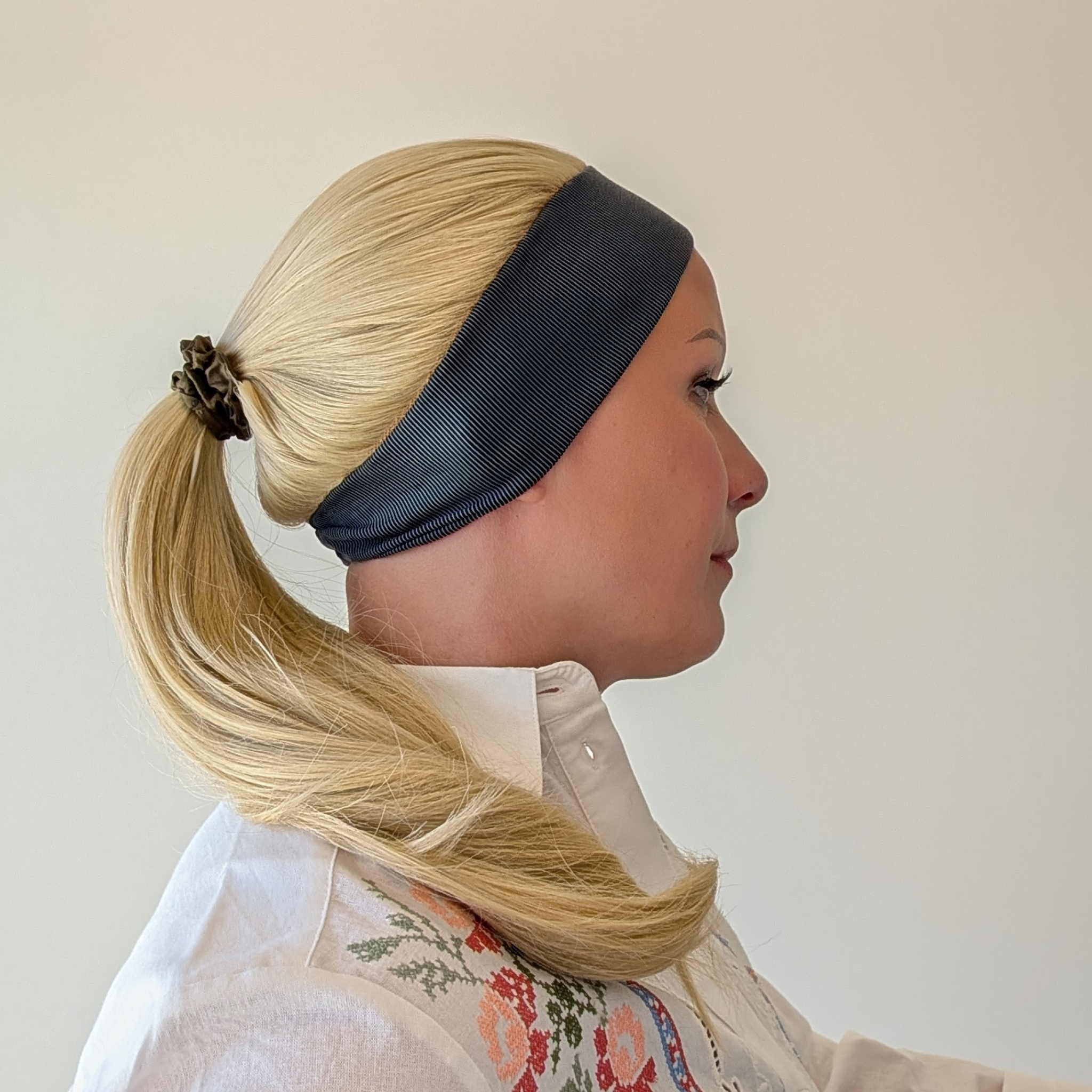 long headband wig platinum  blonde heat friendly synthetic